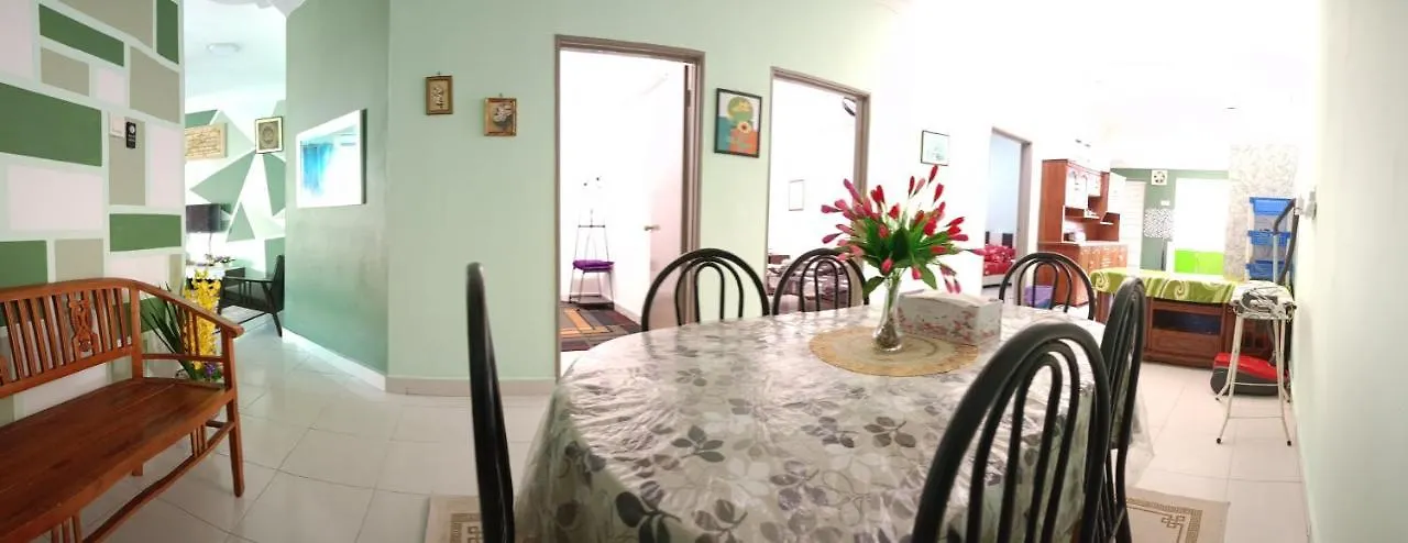 Holiday home Klia Sariani Homestay Kampong Melot Malaysia