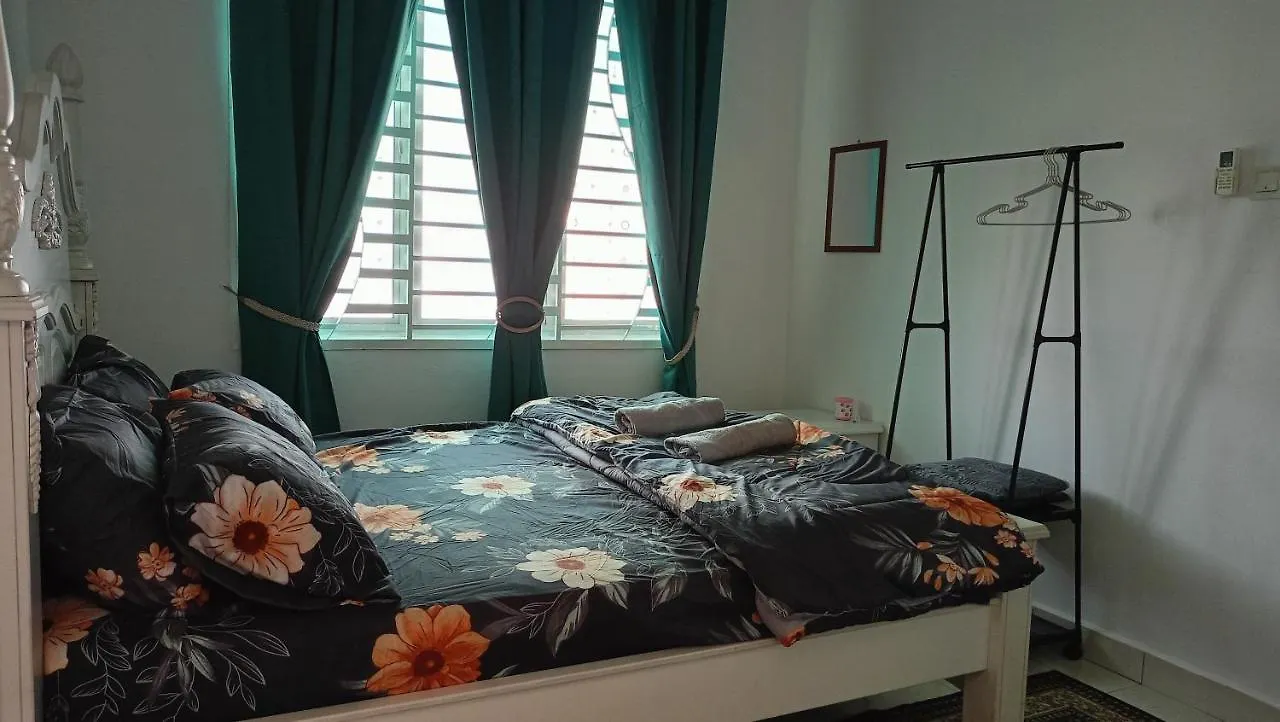 Klia Sariani Homestay Kampong Melot 0*,  Malaysia